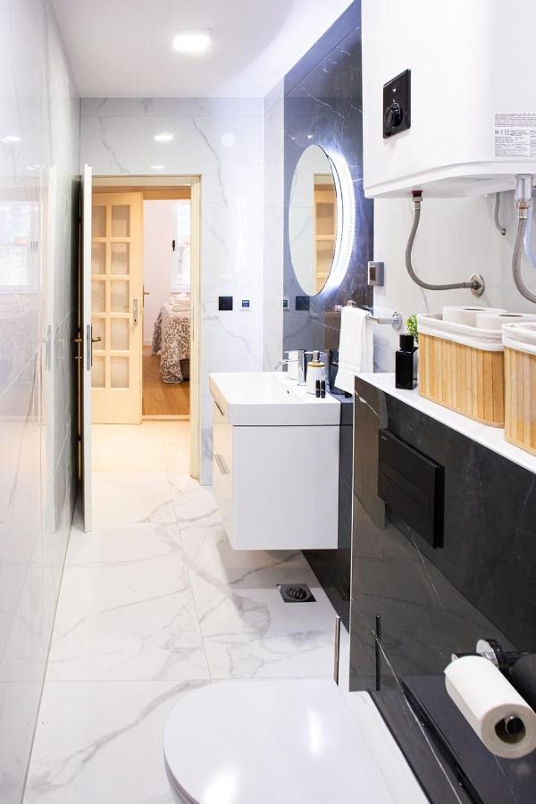 Three Bedroom Apartment With Old Town View - Orlanda'S Apartment Dubrovnik Exterior photo